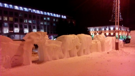 Амурские активисты ОНФ выявили нарушения при строительстве снежного городка в Благовещенске