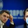 Депутат прокомментировал тендер «Газпрома» на покупку 1,1 млн масок по 210 тысяч рублей за штуку